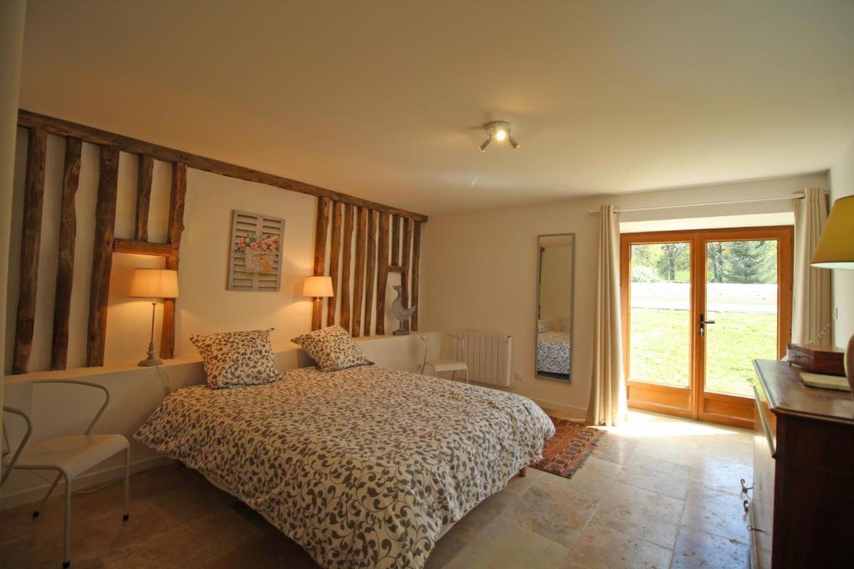 Chez Le Bayle Villa Condat-sur-Vienne ภายนอก รูปภาพ