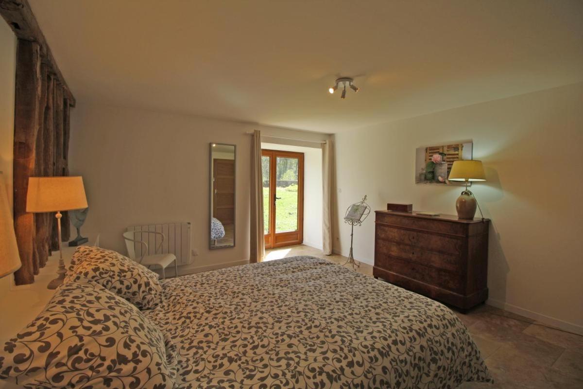 Chez Le Bayle Villa Condat-sur-Vienne ภายนอก รูปภาพ